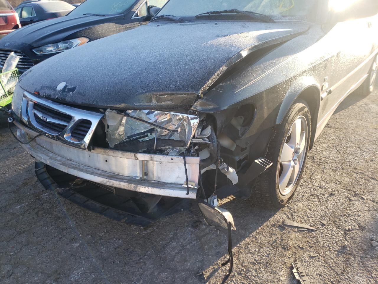 Photo 9 from auction – 2003 SAAB 9-3 SE with VIN YS3DF78K137004710