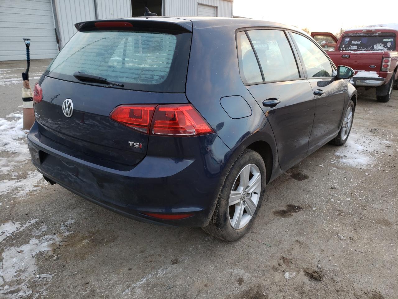 Photo 4 from auction – 2017 VOLKSWAGEN GOLF S with VIN 3VW217AU2HM073439