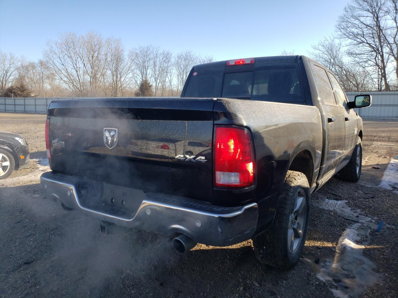 Photo 4 from auction – 2016 RAM 1500 SLT with VIN 3C6RR7LT8GG136143