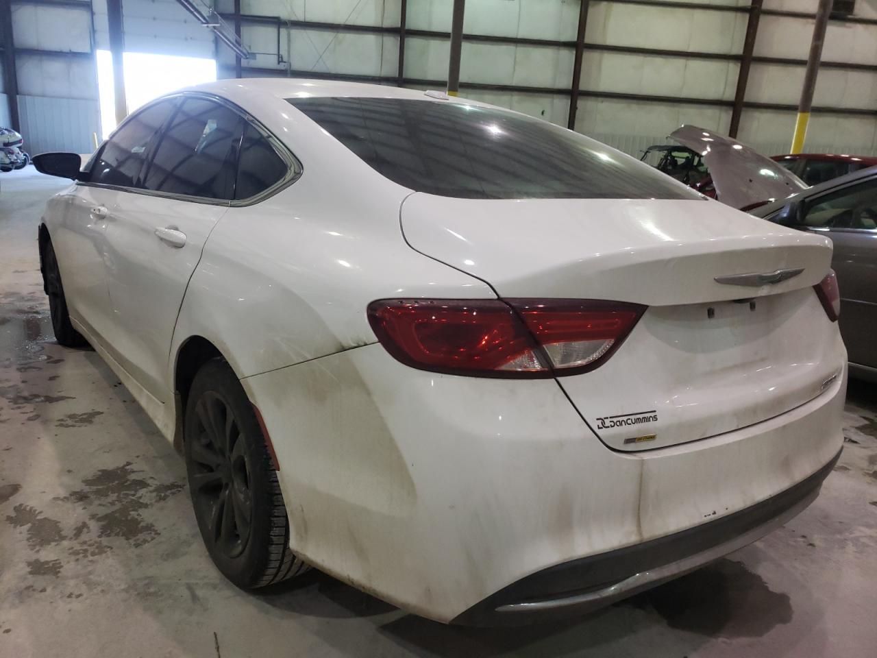 Photo 3 from auction – 2015 CHRYSLER 200 LIMITE with VIN 1C3CCCAB0FN726219