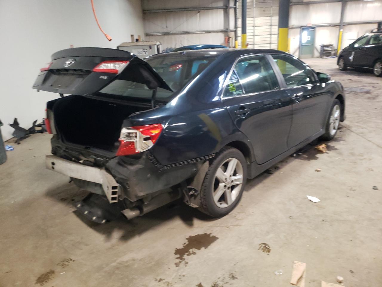 Photo 4 from auction – 2012 TOYOTA CAMRY BASE with VIN 4T1BF1FK7CU092125