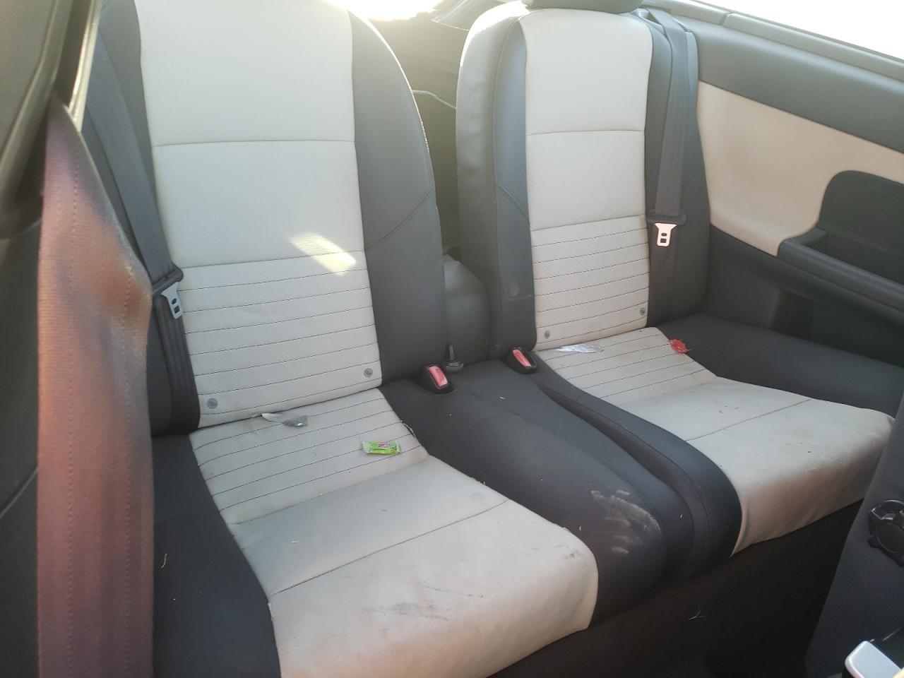 Photo 6 from auction – 2011 VOLVO C30 T5 with VIN YV1672MK0B2207471