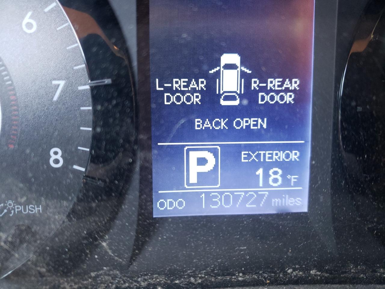 Photo 8 from auction – 2017 TOYOTA SIENNA LE with VIN 5TDJZ3DC3HS159734