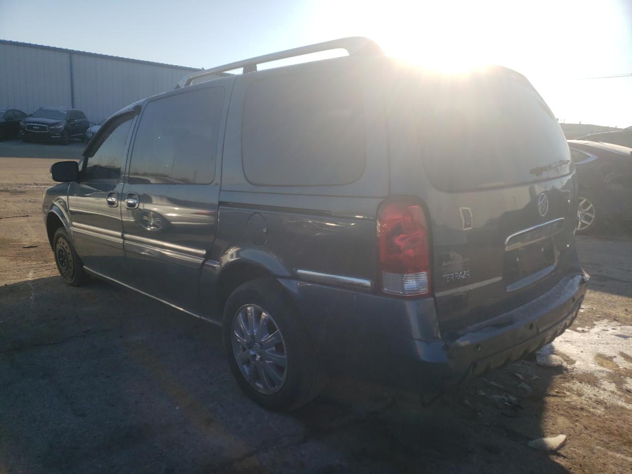 Photo 3 from auction – 2005 BUICK TERRAZA CX with VIN 5GADV33LX5D297418