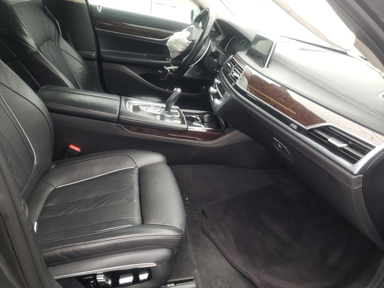 Фото 5 с аукциона – 2016 BMW 740 I с VIN WBA7E2C54GG504360