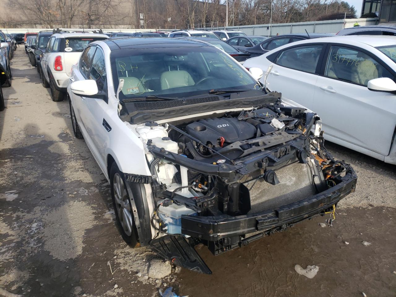 KIA OPTIMA EX 2015 with VIN 5XXGN4A74FG410780 - Photo from auction