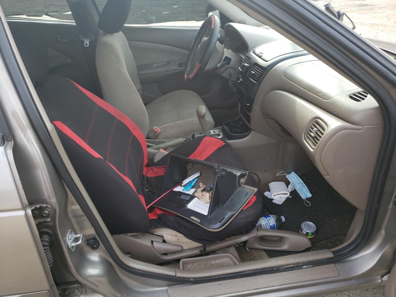 Photo 5 from auction – 2004 NISSAN SENTRA with VIN 3N1CB51D84L471783