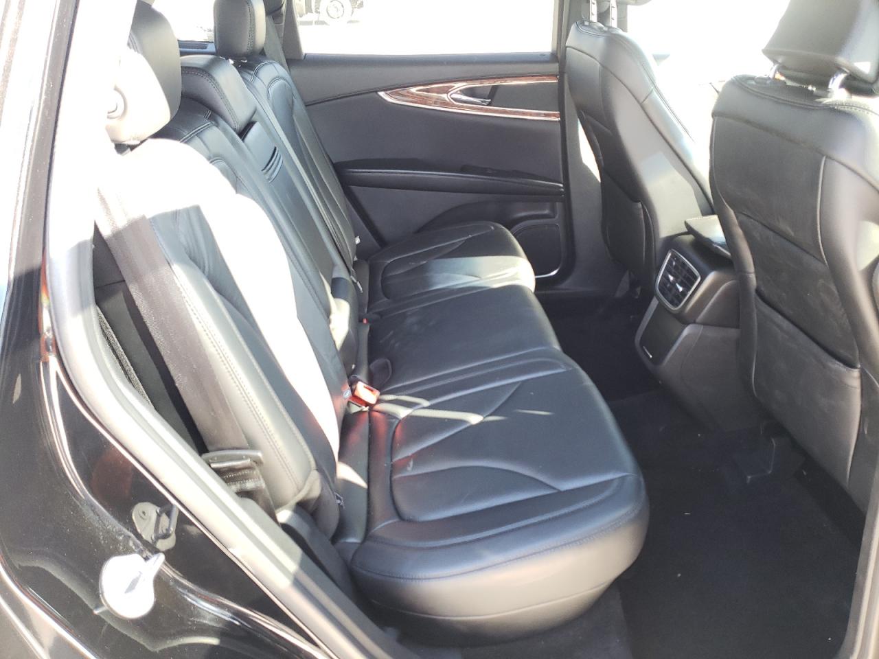 Photo 6 from auction – 2017 LINCOLN MKX SELECT with VIN 2LMPJ6KR6HBL40225