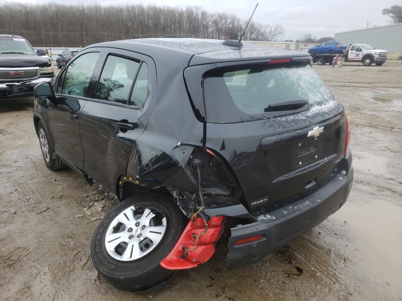 Photo 3 from auction – 2016 CHEVROLET TRAX LS with VIN KL7CJKSB0GB571021