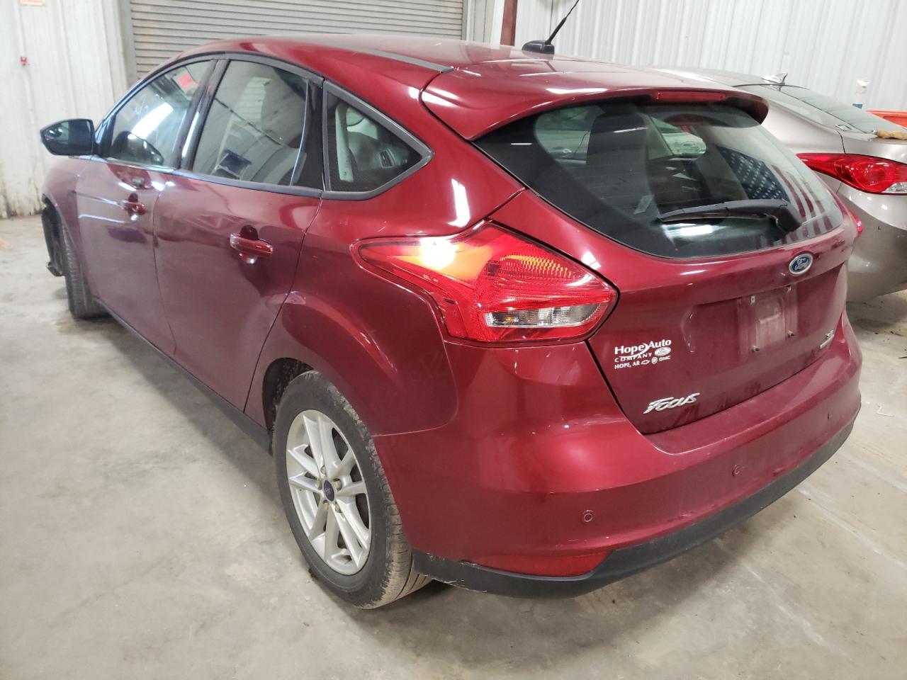 Photo 3 from auction – 2016 FORD FOCUS SE with VIN 1FADP3K28GL387263