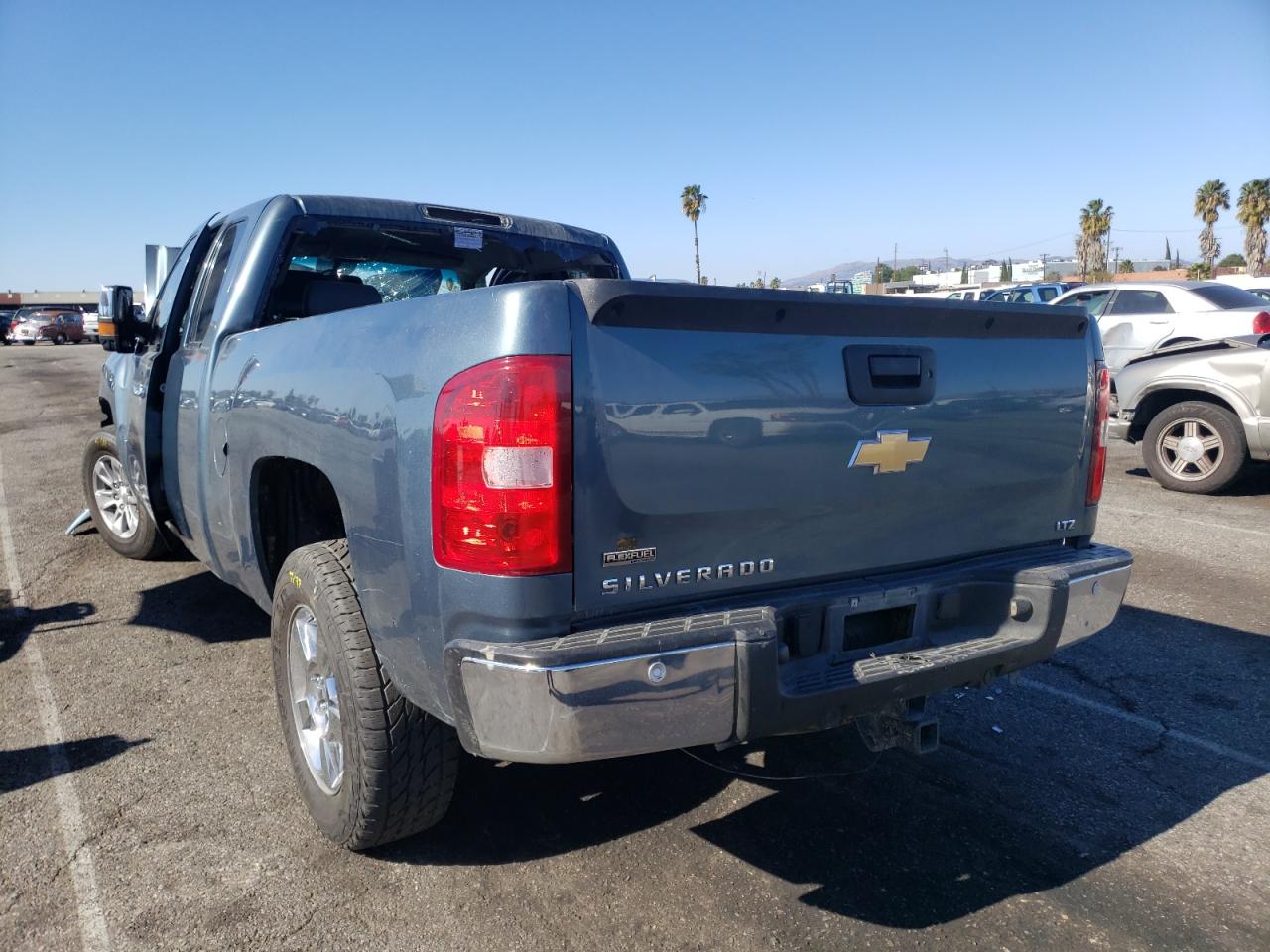 Photo 3 from auction – 2011 CHEVROLET SILVERADO with VIN 1GCRCTE06BZ454762