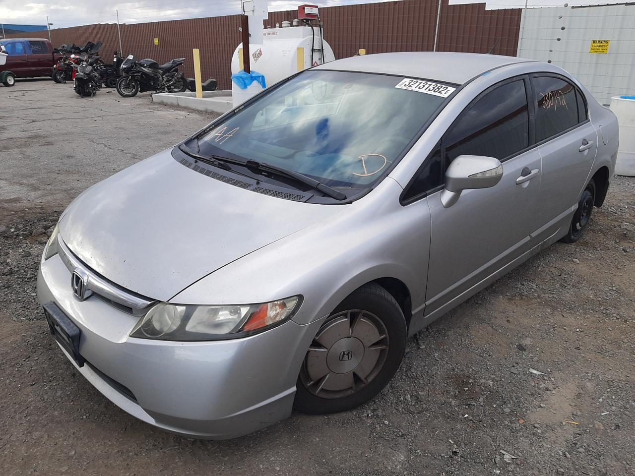 Photo 2 from auction – 2007 HONDA CIVIC HYBR with VIN JHMFA36267S008389