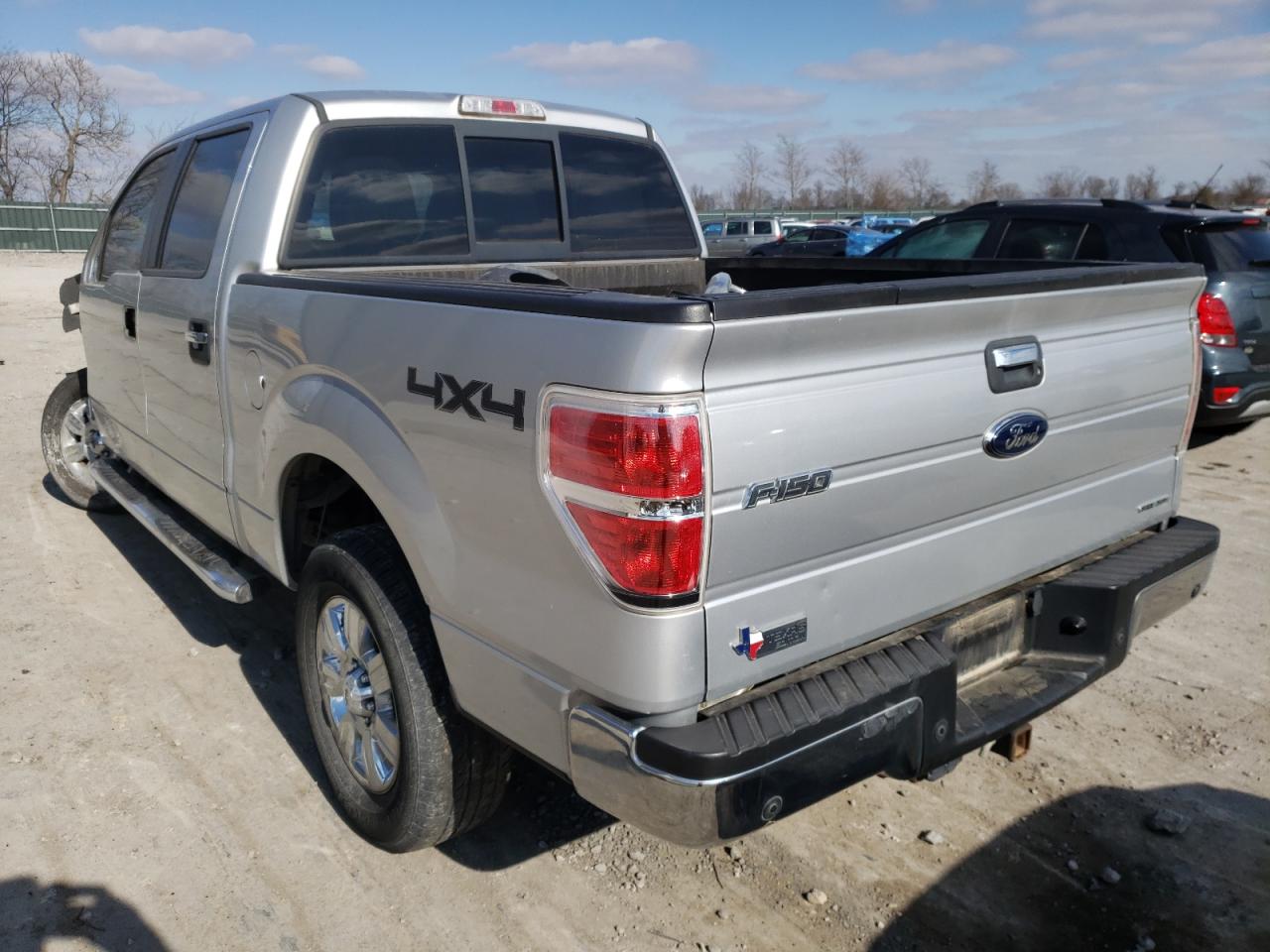 Foto 3 de la subasta – 2012 FORD F150 SUPER con VIN 1FTFW1EF0CFC40260