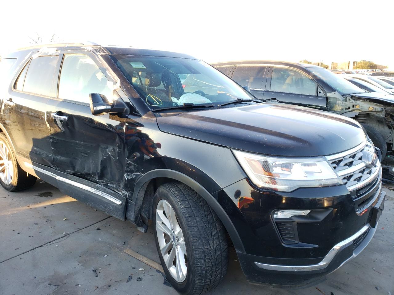 Photo 9 from auction – 2018 FORD EXPLORER L with VIN 1FM5K7F86JGB78263
