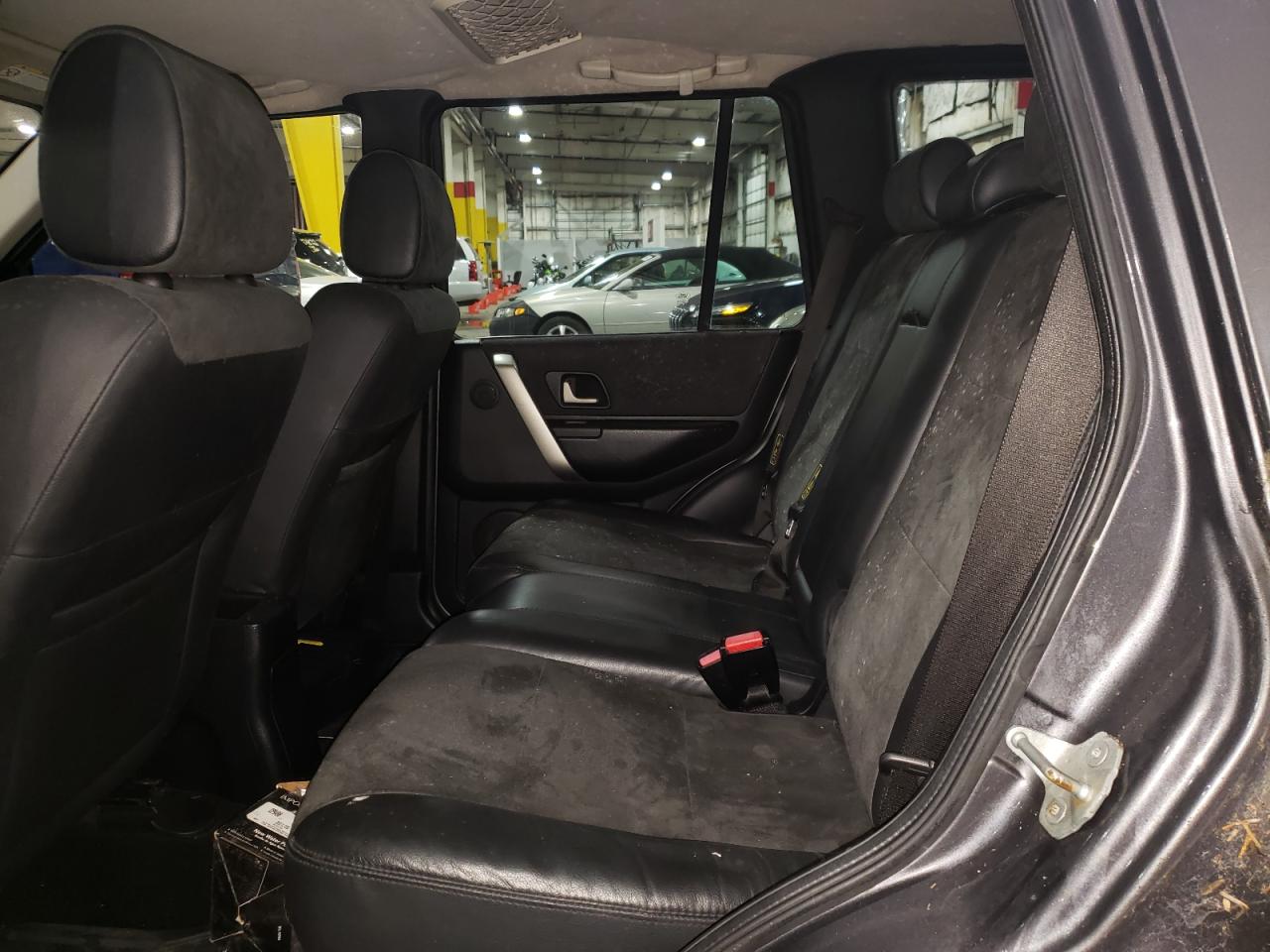Photo 6 from auction – 2004 LAND ROVER FREELANDER with VIN SALNY22284A436077