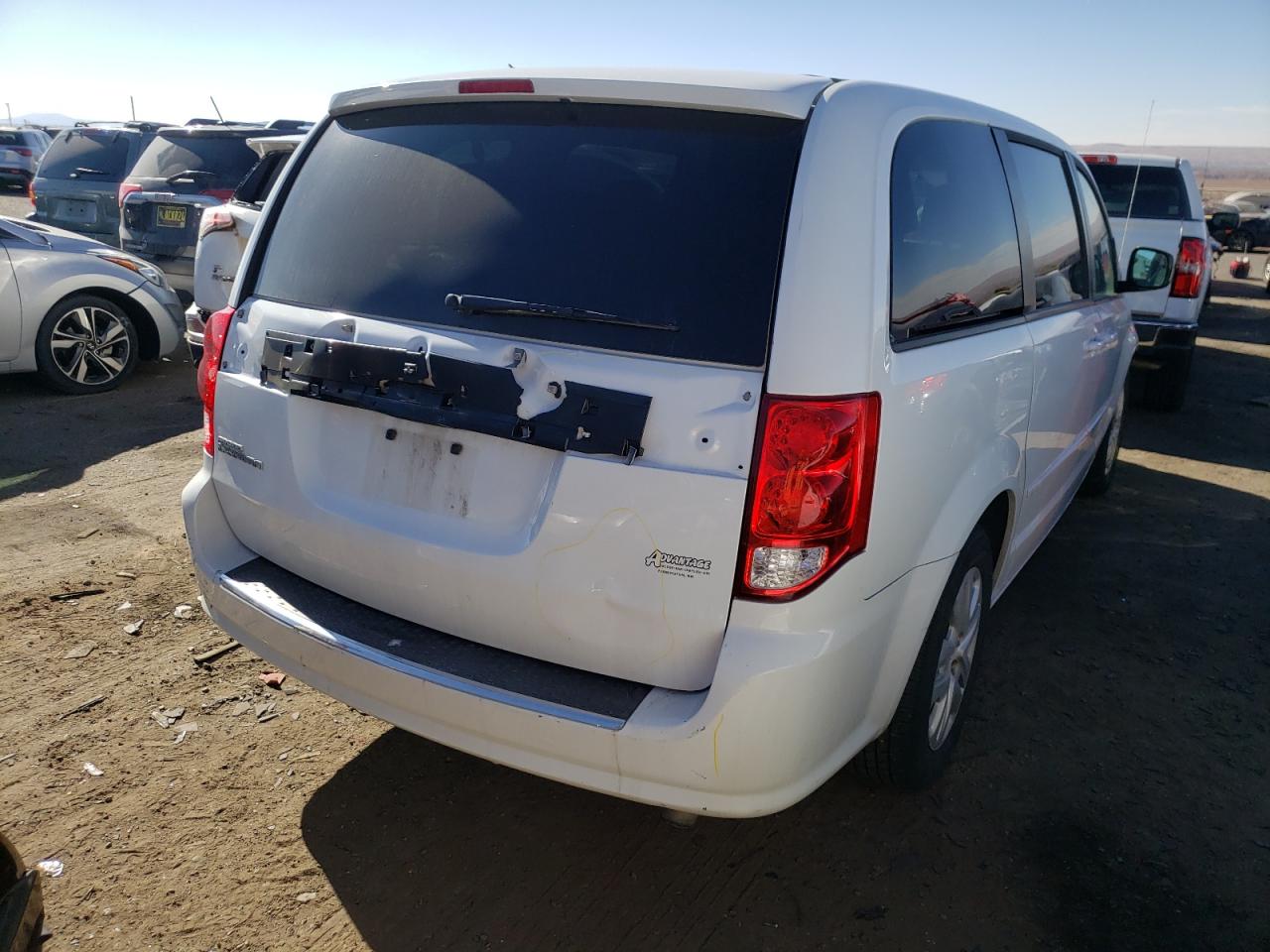 Photo 4 from auction – 2017 DODGE GRAND CARA with VIN 2C4RDGBG9HR568523
