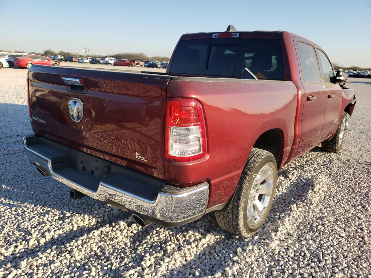 Photo 4 from auction – 2019 RAM 1500 BIG H with VIN 1C6RREFT8KN916448