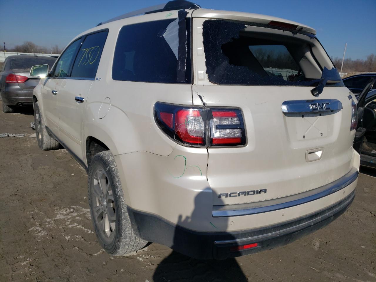 Photo 3 from auction – 2015 GMC ACADIA SLT with VIN 1GKKRRKD0FJ326410