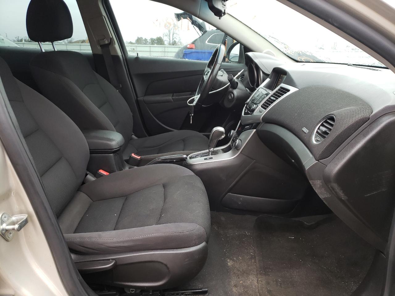 Photo 5 from auction – 2014 CHEVROLET CRUZE LT with VIN 1G1PC5SB3E7454963