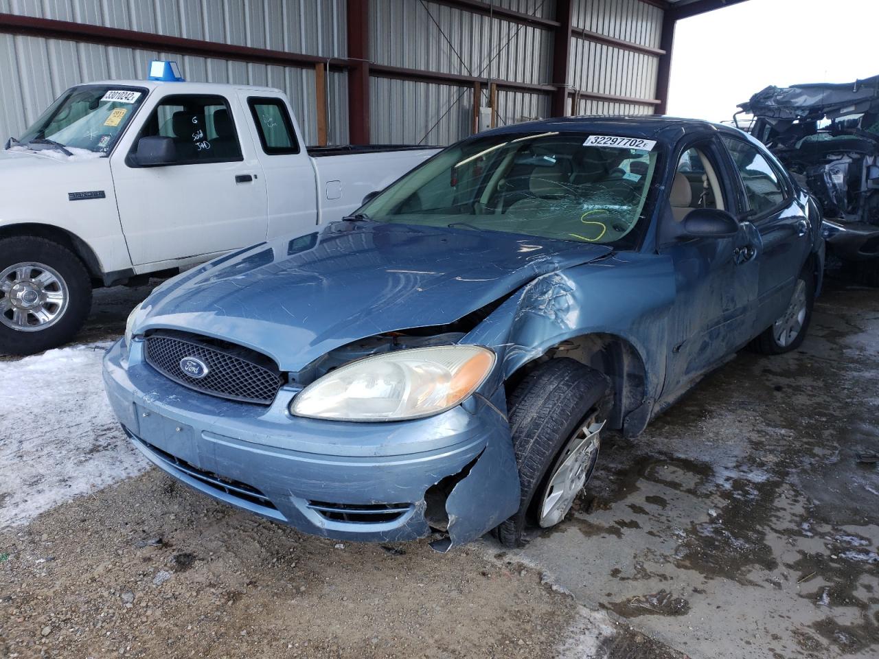 Photo 2 from auction – 2007 FORD TAURUS SE with VIN 1FAFP53U17A185607