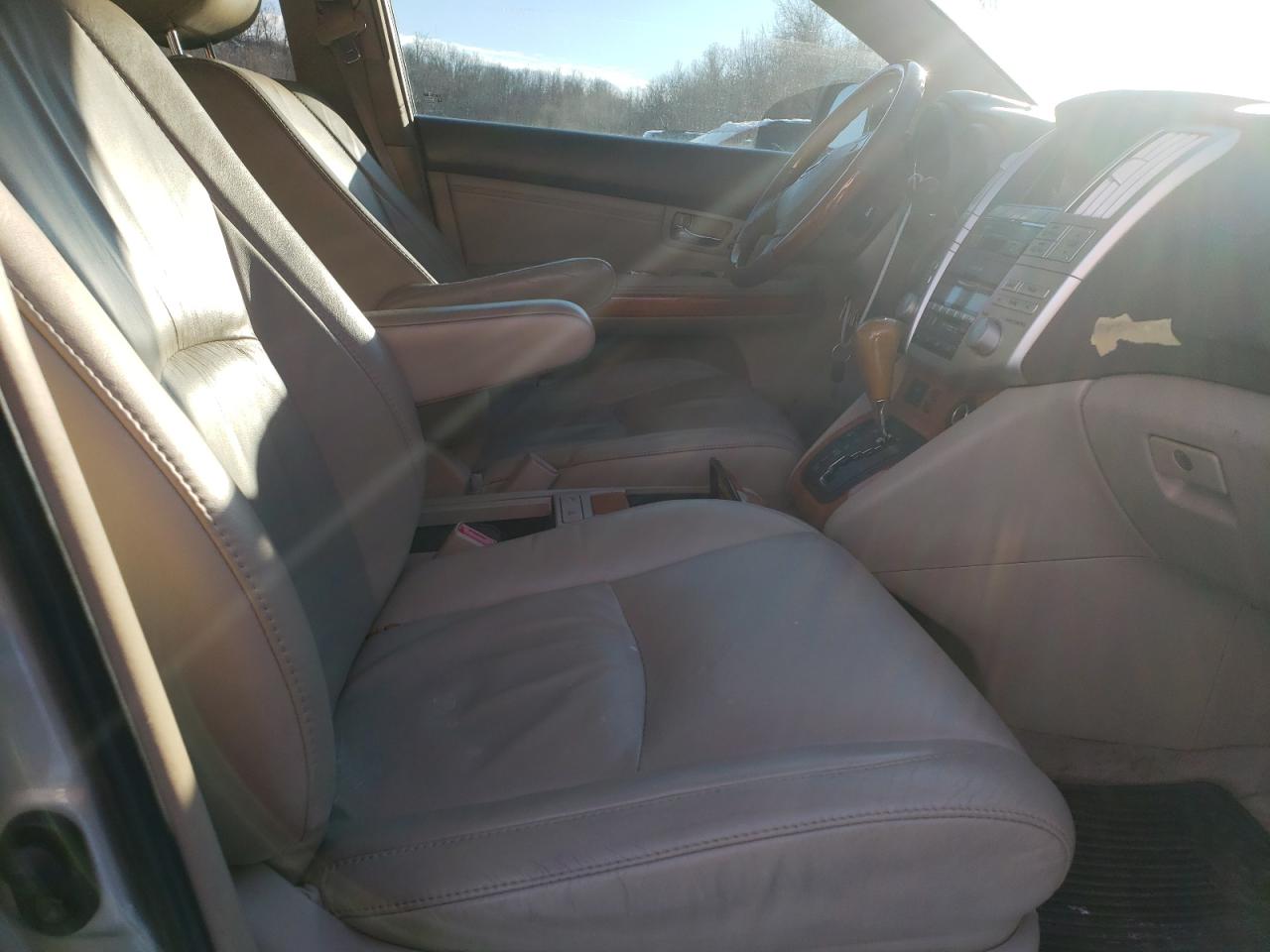 Photo 5 from auction – 2005 LEXUS RX 330 with VIN 2T2HA31U85C074343