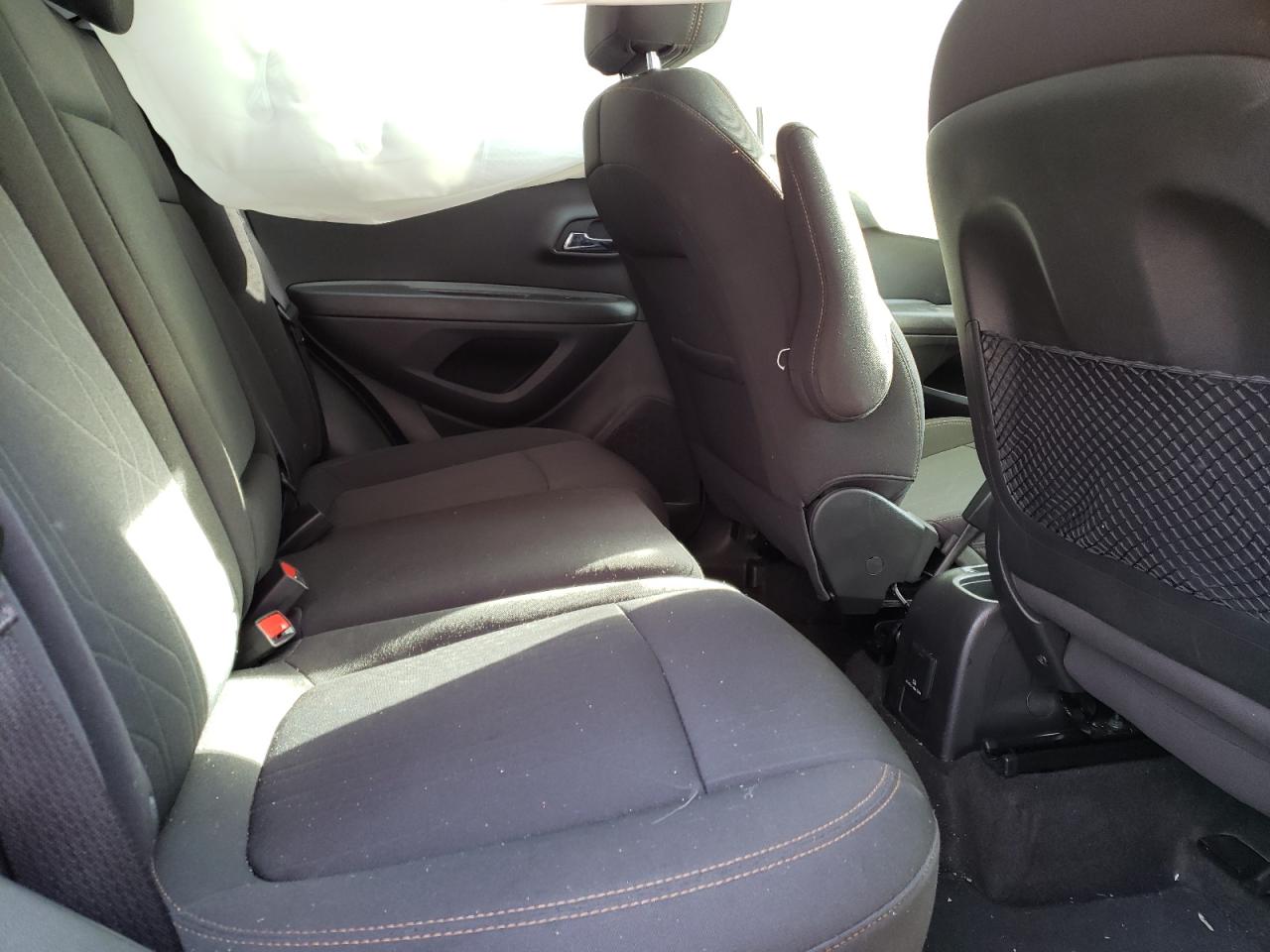Photo 6 from auction – 2020 CHEVROLET TRAX 1LT with VIN KL7CJLSBXLB326209