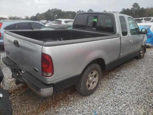 Photo 4 from auction – 2000 FORD F150 with VIN 1FTRX17L2YNB62381