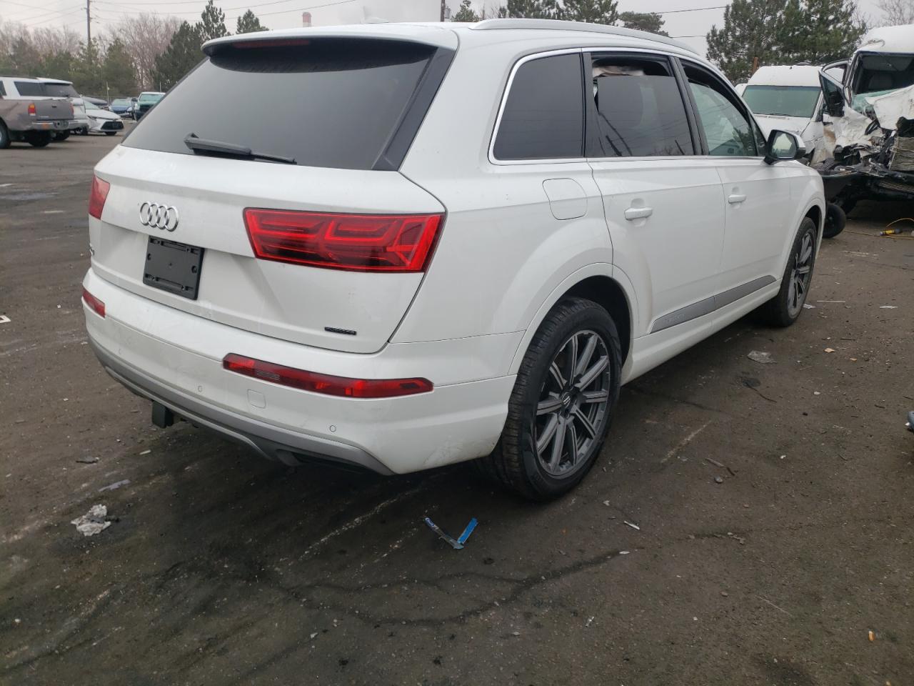 Foto 4 de la subasta – 2019 AUDI Q7 PREMIUM con VIN WA1LAAF71KD034247
