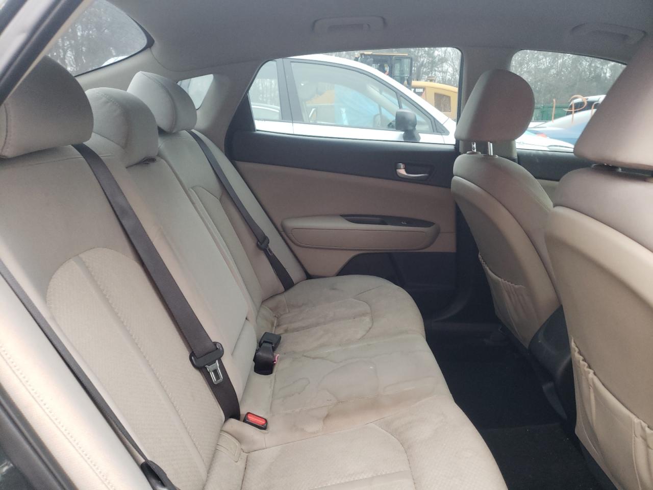 Photo 6 from auction – 2016 KIA OPTIMA LX with VIN KNAGT4L37G5084850