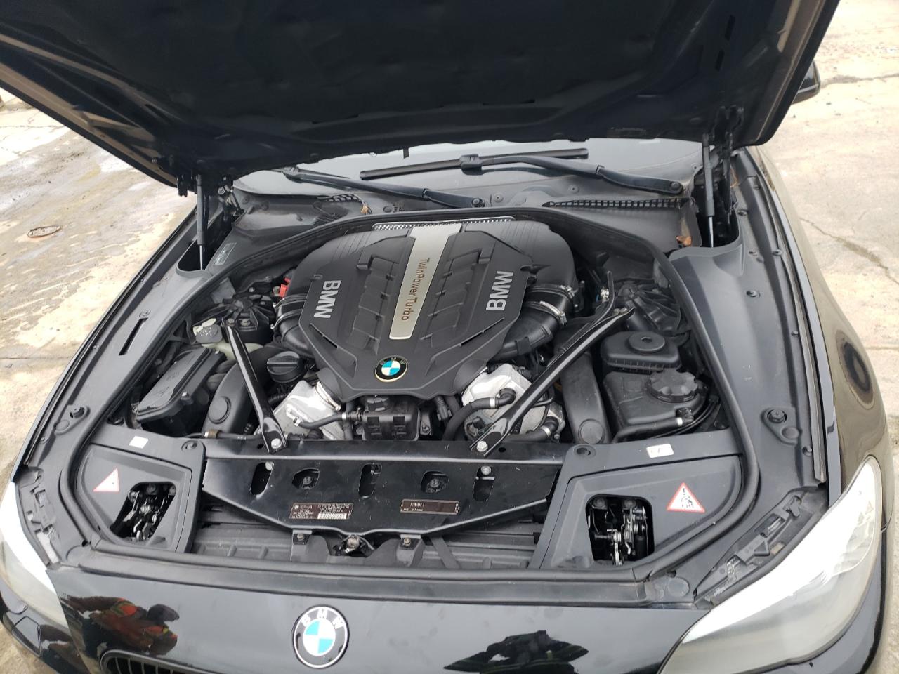 صورة رقم 7 من المزاد - 2011 BMW 550 I مع VIN WBAFR9C51BDE82095