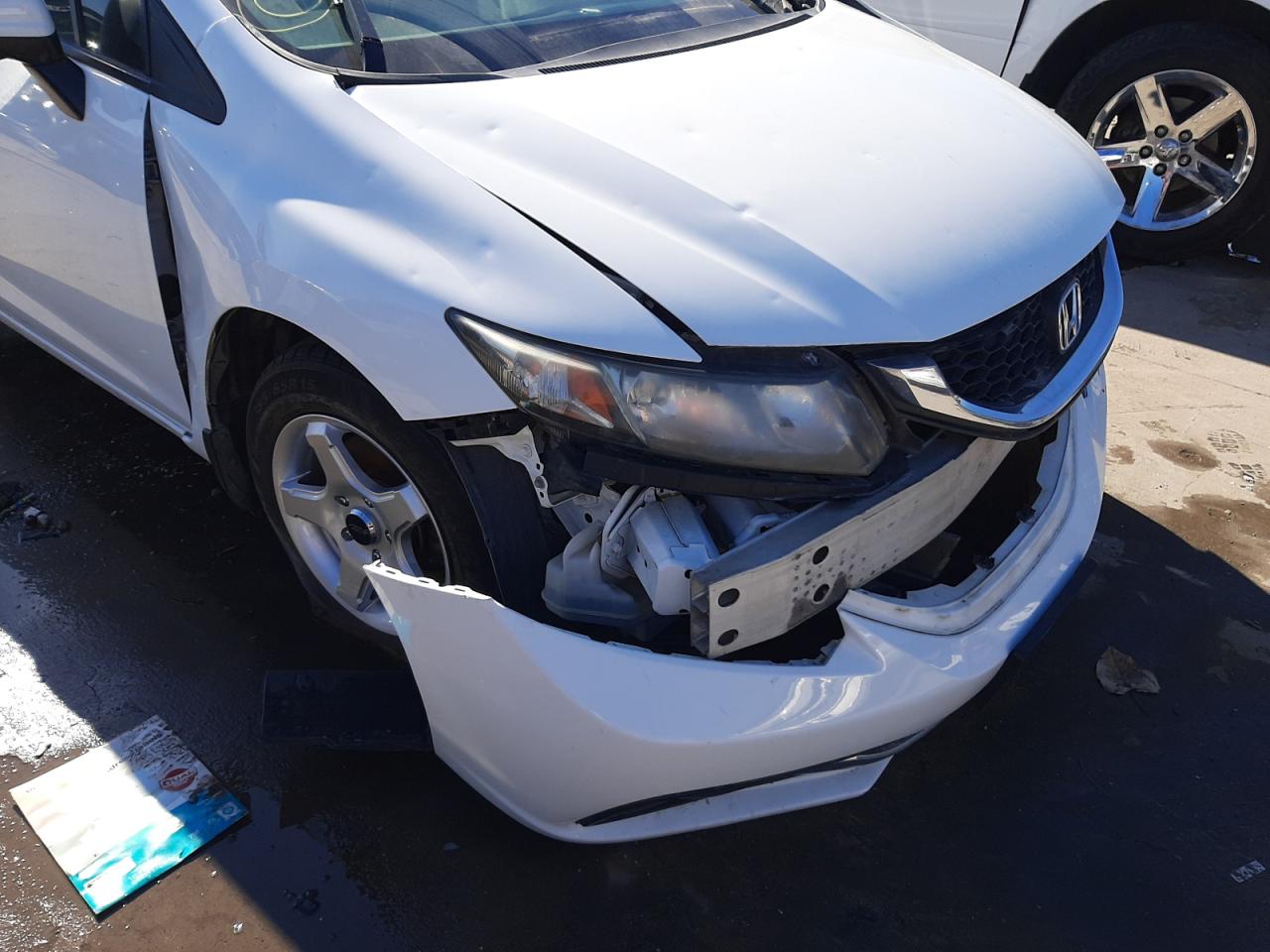 Photo 9 from auction – 2015 HONDA CIVIC SE with VIN 19XFB2F77FE059714