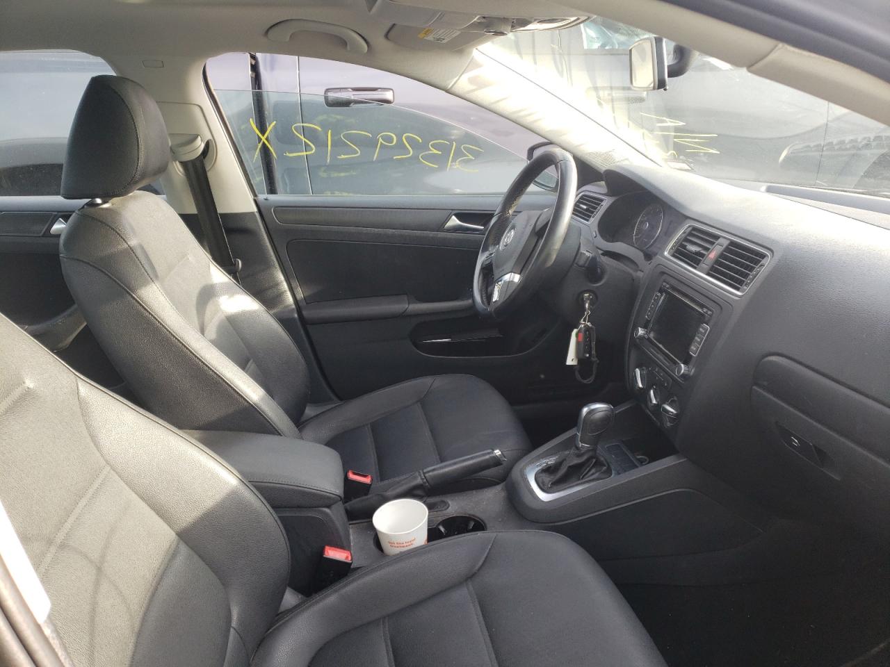Photo 5 from auction – 2012 VOLKSWAGEN JETTA SE with VIN 3VWDP7AJ0CM370652