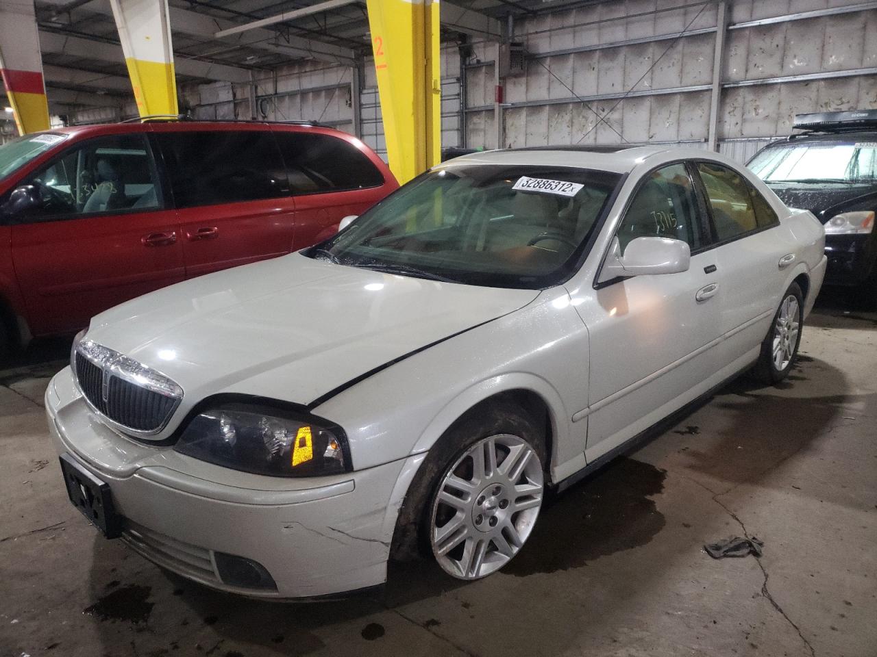 Photo 2 from auction – 2005 LINCOLN LS with VIN 1LNHM87A55Y639791