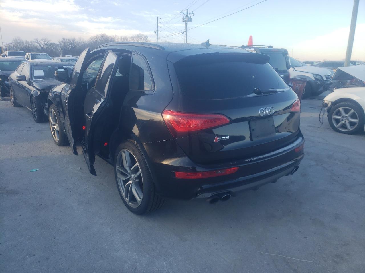 Photo 3 from auction – 2016 AUDI SQ5 PREMIU with VIN WA1CCAFP1GA008685