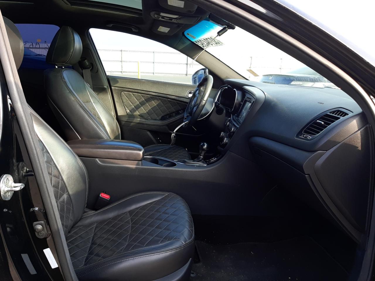 Photo 5 from auction – 2014 KIA OPTIMA SX with VIN 5XXGR4A67EG280696
