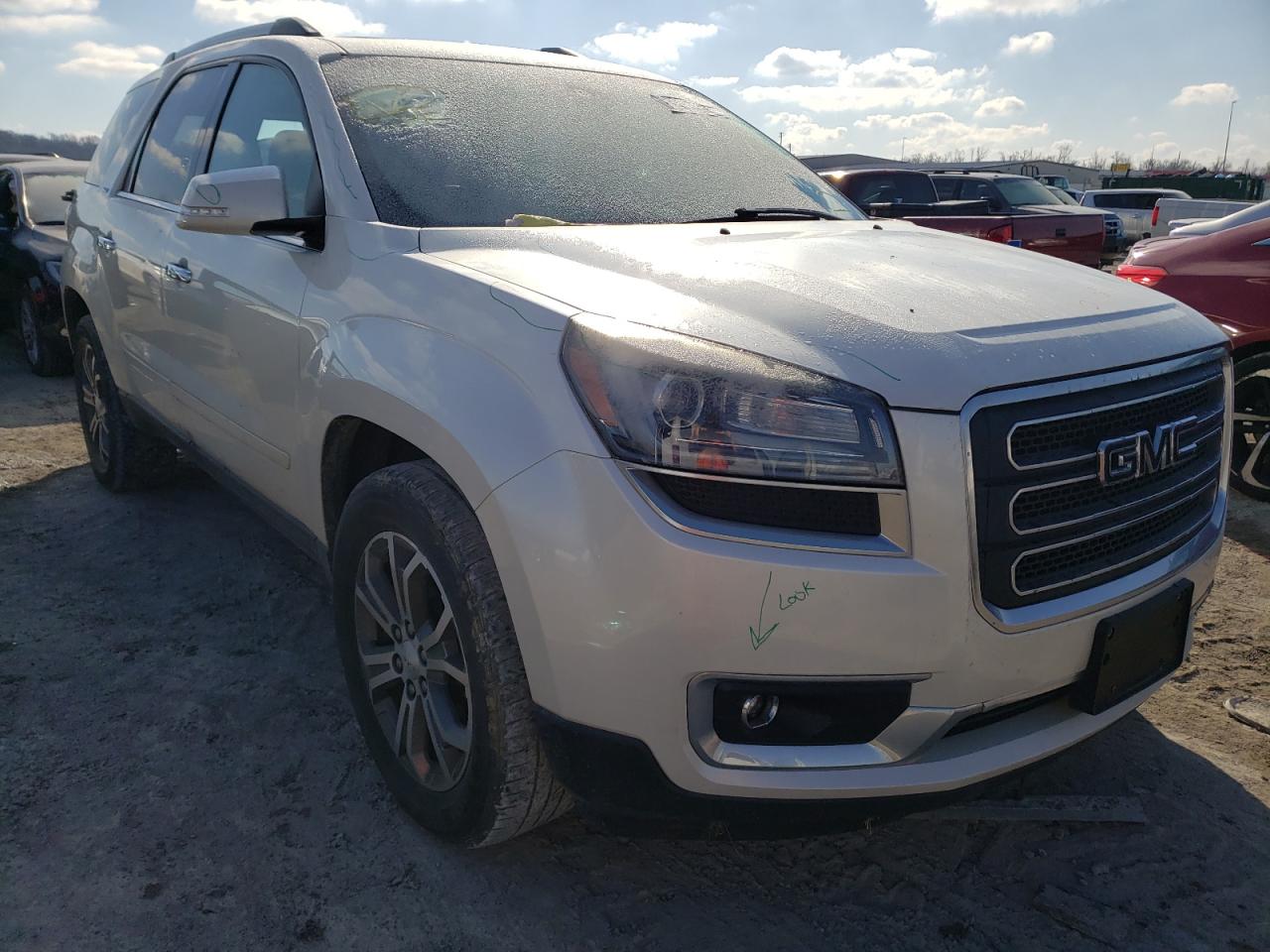 GMC ACADIA SLT 2015 with VIN 1GKKRRKD0FJ326410 - Photo from auction