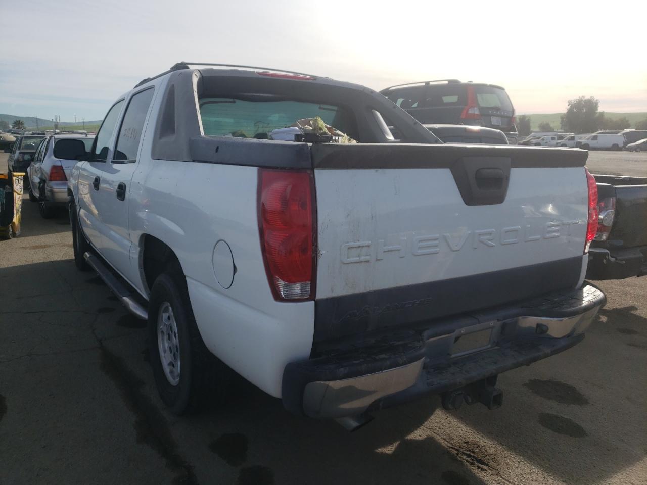 Photo 3 from auction – 2004 CHEVROLET AVALANCHE with VIN 3GNEC12T34G259410