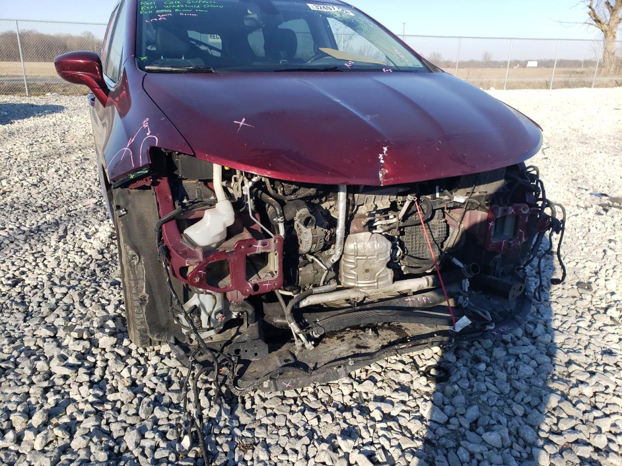Photo 9 from auction – 2017 CHRYSLER PACIFICA T with VIN 2C4RC1BG2HR794242