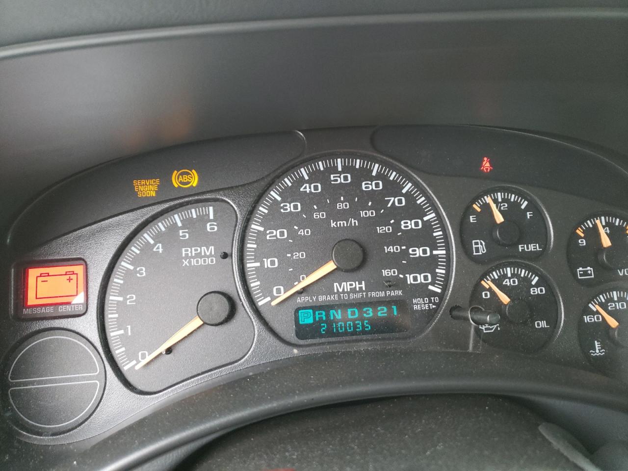 Photo 8 from auction – 2002 CHEVROLET AVALANCHE with VIN 3GNEK13T22G309342