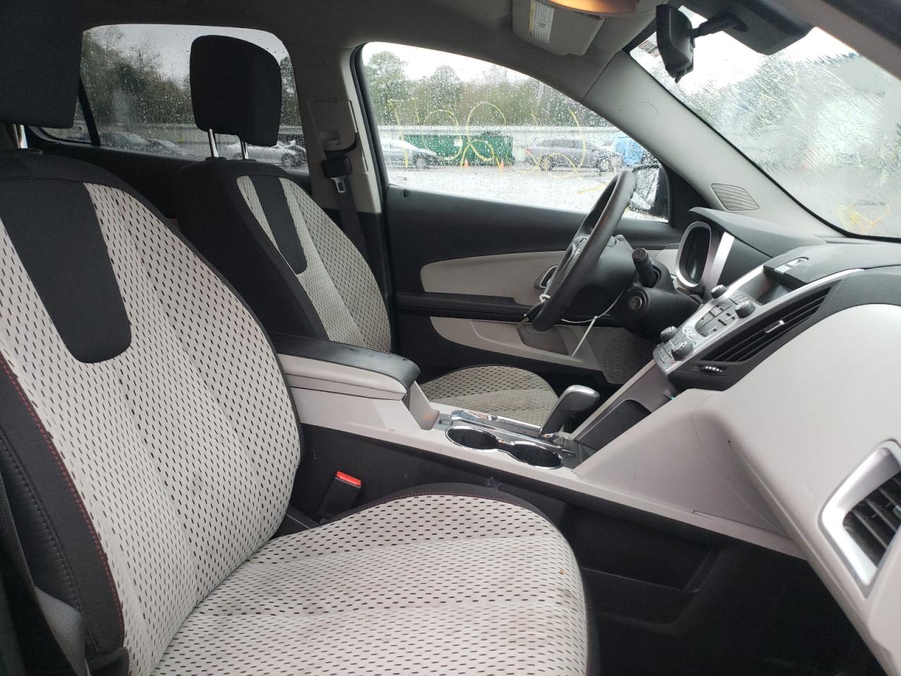 Photo 5 from auction – 2014 CHEVROLET EQUINOX LS with VIN 2GNFLEEK8E6363824