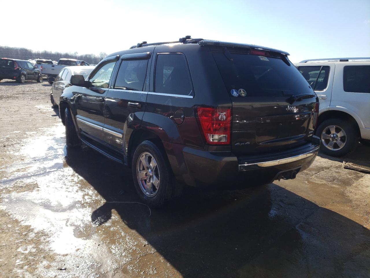 Photo 3 from auction – 2005 JEEP GRAND CHER with VIN 1J8HR58N95C500338