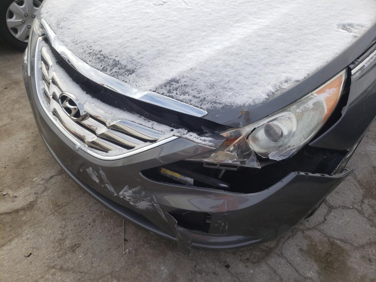 Photo 9 from auction – 2012 HYUNDAI SONATA SE with VIN 5NPEC4AC3CH418959