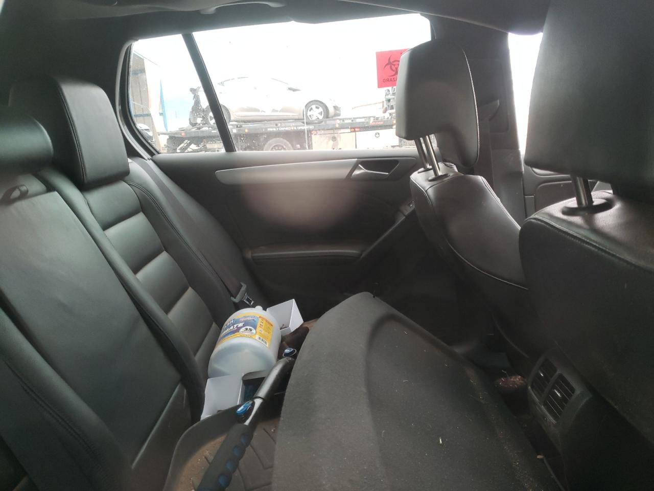 Photo 6 from auction – 2013 VOLKSWAGEN GOLF R with VIN WVWPF7AJ6DW073650