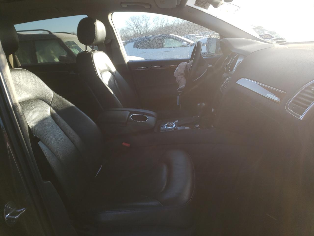 Photo 5 from auction – 2015 AUDI Q7 PRESTIG with VIN WA1DGAFE8FD001141