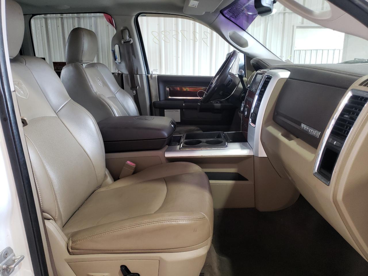 Photo 5 from auction – 2011 DODGE RAM 3500 with VIN 3D73Y4CL6BG524731