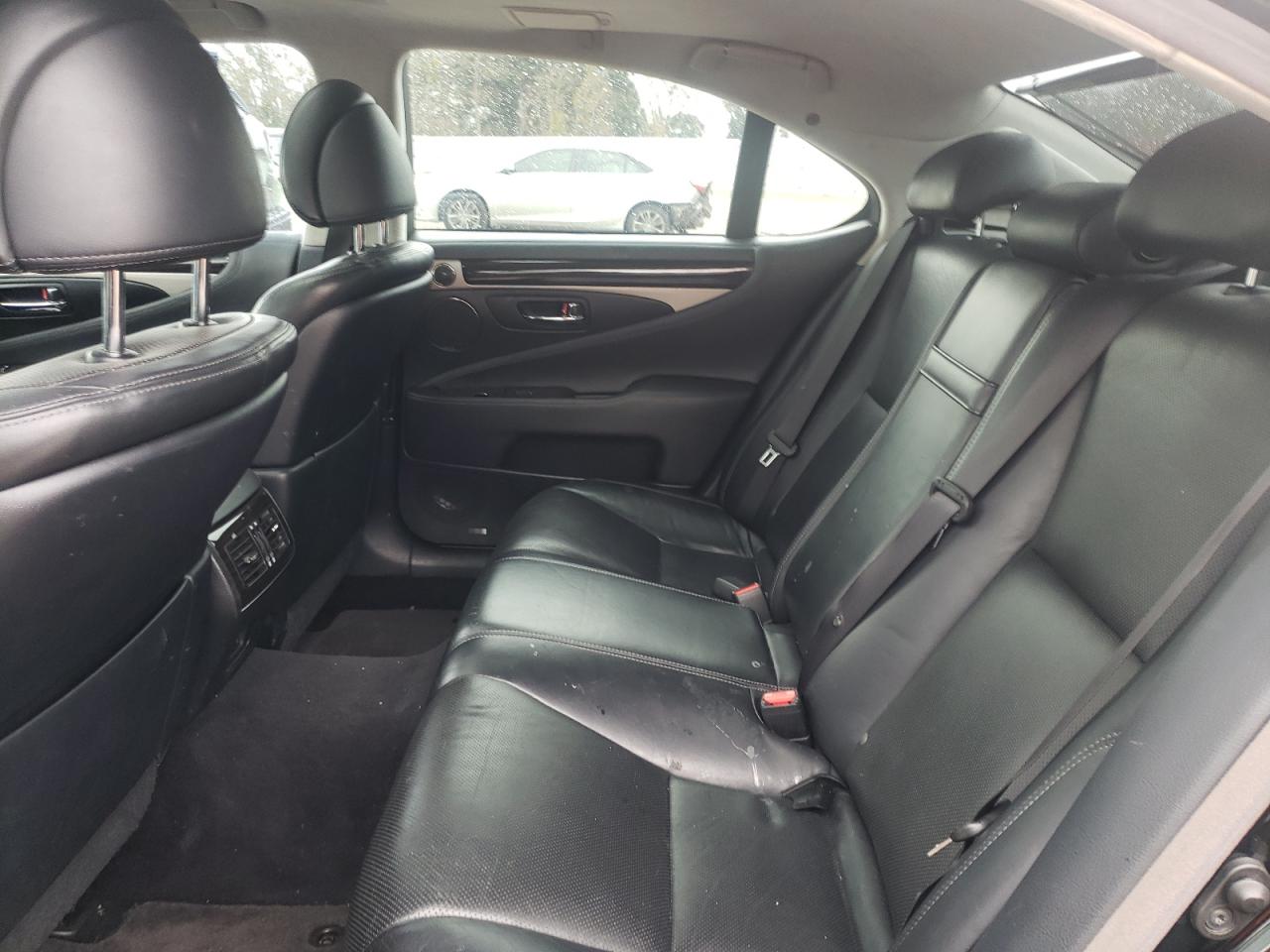 Photo 6 from auction – 2013 LEXUS LS 460 with VIN JTHBL5EF2D5122747
