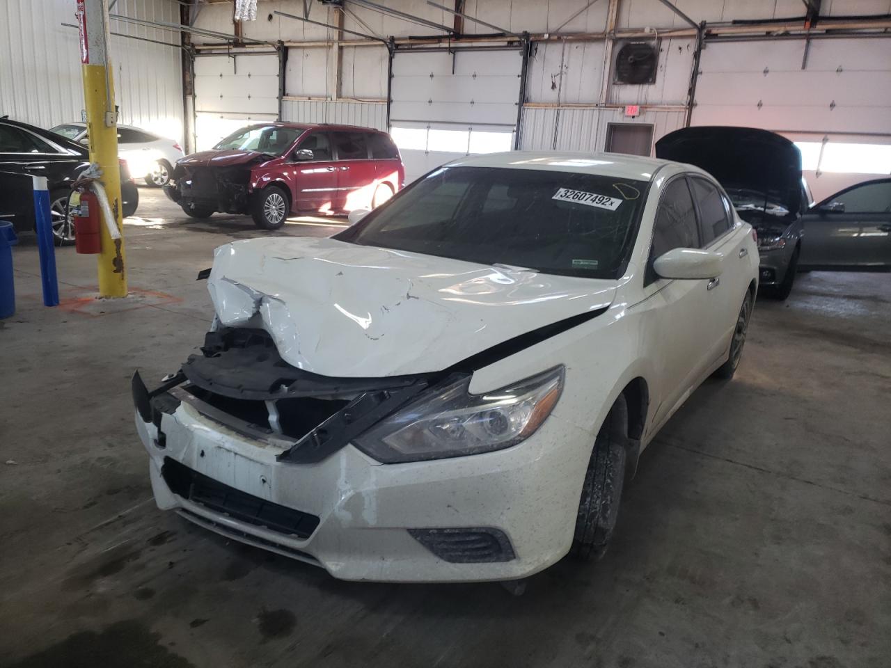 Photo 2 from auction – 2016 NISSAN ALTIMA 2.5 with VIN 1N4AL3AP7GC262184