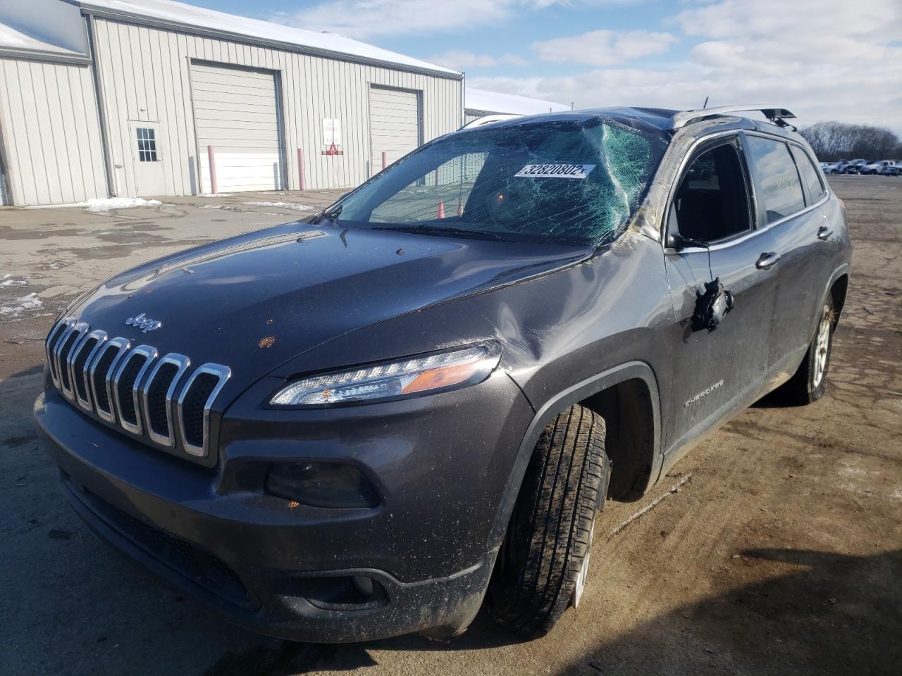 Photo 2 from auction – 2015 JEEP CHEROKEE L with VIN 1C4PJLCS7FW636852