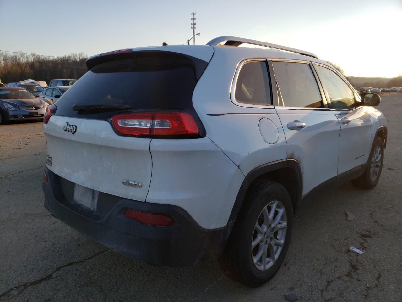 Photo 4 from auction – 2014 JEEP CHEROKEE L with VIN 1C4PJMCB0EW172470