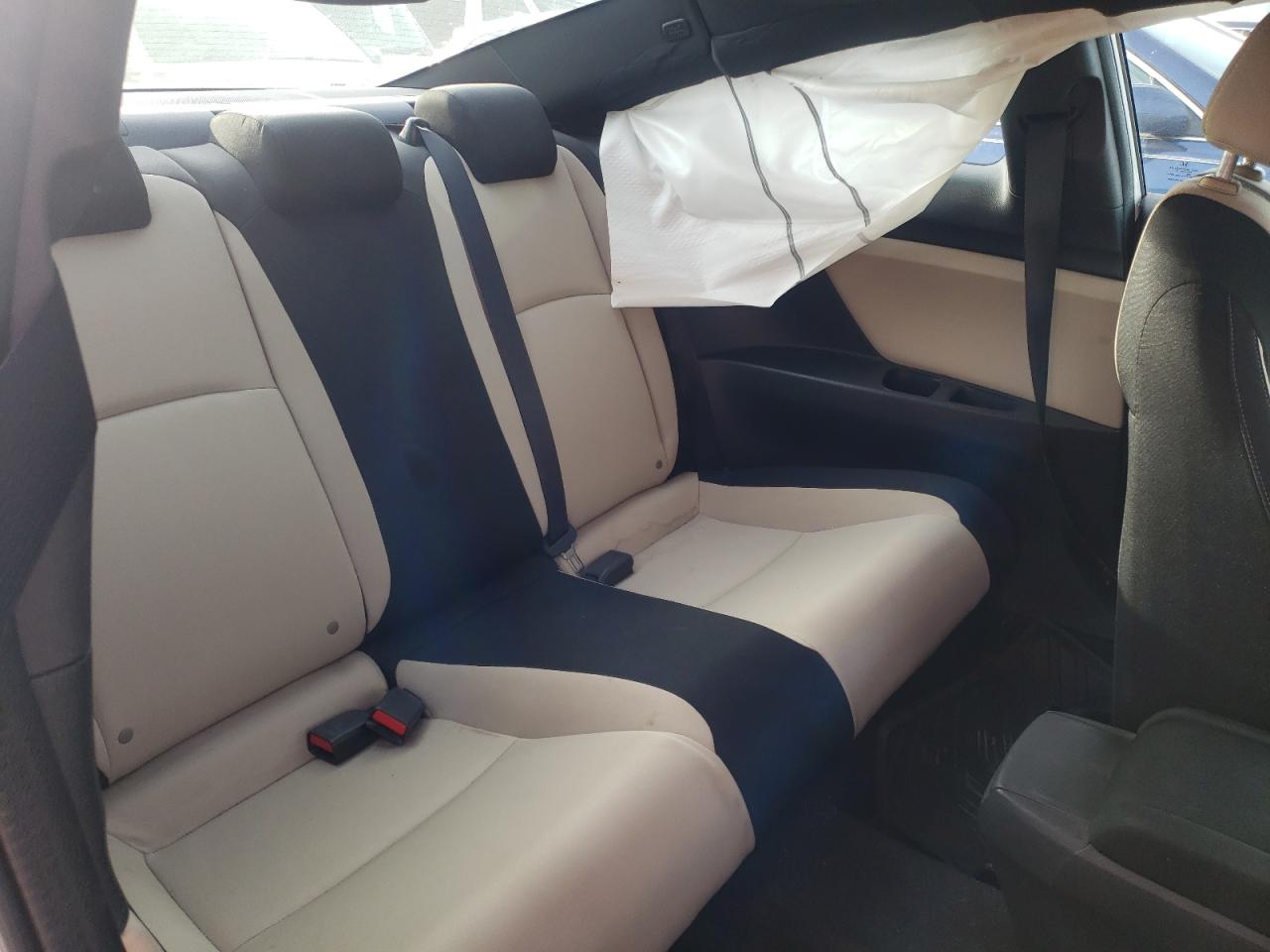 Photo 6 from auction – 2016 HONDA CIVIC LX with VIN 2HGFC4B09GH310158